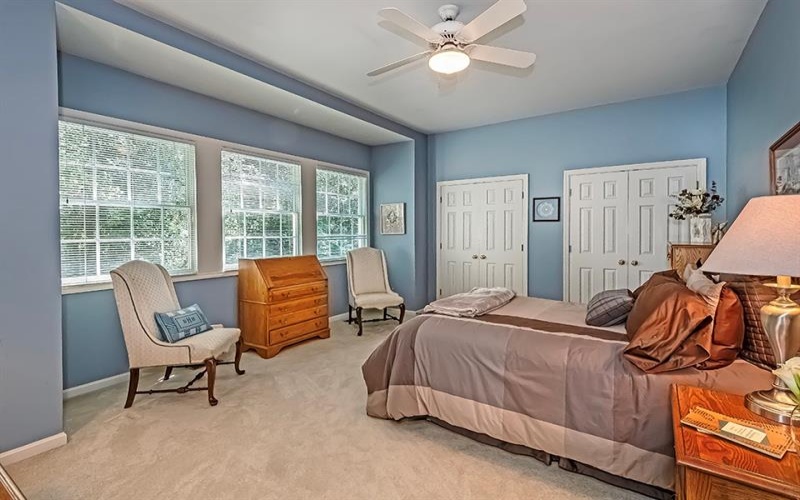 404 Waterside Drive, McMurray, 15317, 3 Bedroom Bedrooms, 10 Room Rooms,3.1 BathroomBathrooms,Residential,For Sale,Waterside Drive,1774151
