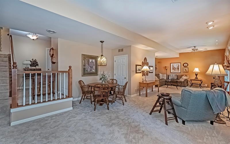 404 Waterside Drive, McMurray, 15317, 3 Bedroom Bedrooms, 10 Room Rooms,3.1 BathroomBathrooms,Residential,For Sale,Waterside Drive,1774151