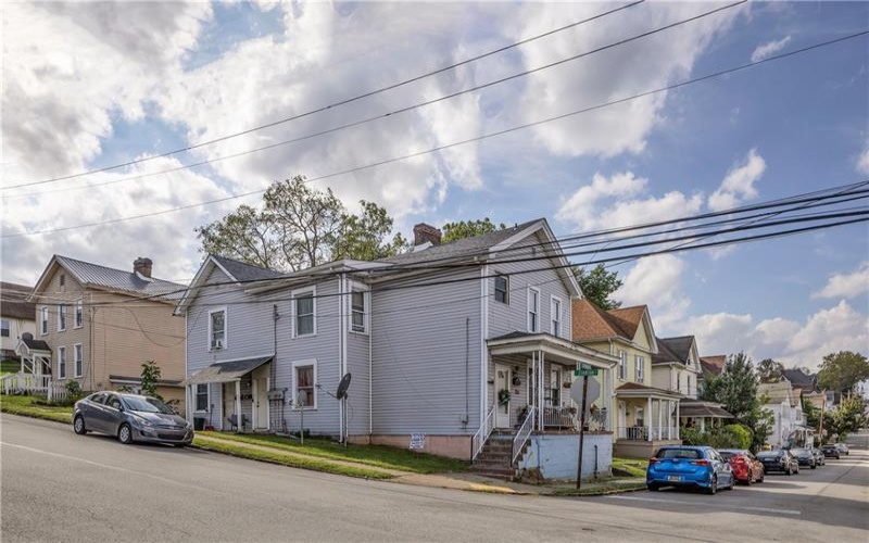 328 Seminary, Greensburg, 15601, ,Multi-unit,For Sale,Seminary,1774186