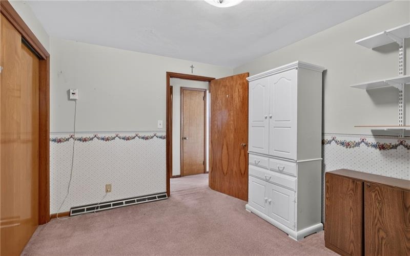 857 Pleasant Hills Dr, Washington, 15301, 3 Bedroom Bedrooms, 9 Room Rooms,2 BathroomBathrooms,Residential,For Sale,Pleasant Hills Dr,1774204