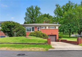 857 Pleasant Hills Dr, Washington, 15301, 3 Bedroom Bedrooms, 9 Room Rooms,2 BathroomBathrooms,Residential,For Sale,Pleasant Hills Dr,1774204 857 Pleasant Hills Dr, Washington, 15301, 3 Bedroom Bedrooms, 9 Room Rooms,2 BathroomBathrooms,Residential,For Sale,Pleasant Hills Dr,1774204