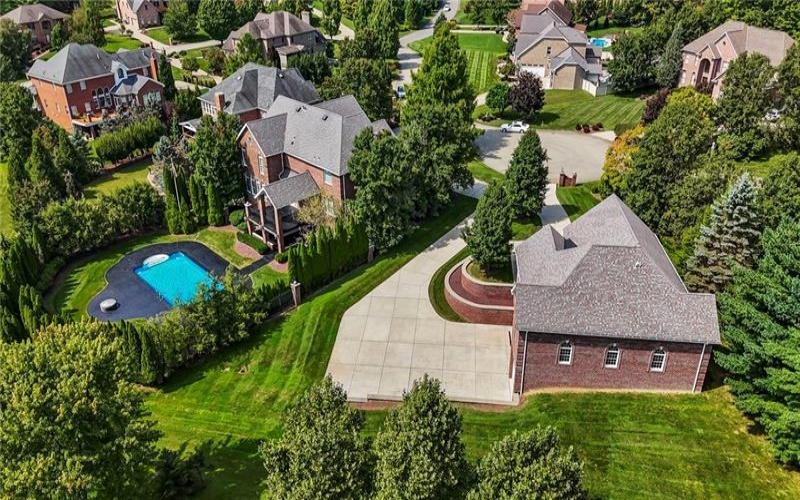 218 Canterwood Dr, Venetia, 15367, 5 Bedroom Bedrooms, 12 Room Rooms,4.1 BathroomBathrooms,Residential,For Sale,Canterwood Dr,1774300