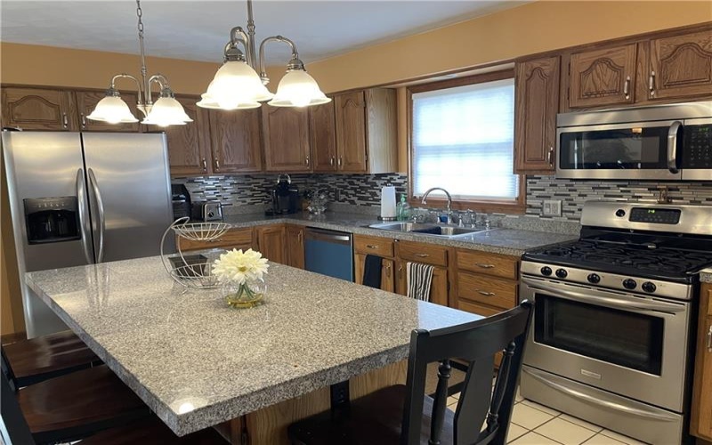 533 Austin St, Greensburg, 15601, 4 Bedroom Bedrooms, 13 Room Rooms,3.1 BathroomBathrooms,Residential,For Sale,Austin St,1744858