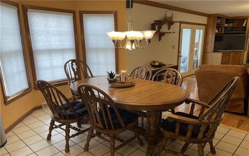 533 Austin St, Greensburg, 15601, 4 Bedroom Bedrooms, 13 Room Rooms,3.1 BathroomBathrooms,Residential,For Sale,Austin St,1744858