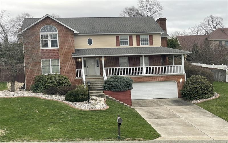 533 Austin St, Greensburg, 15601, 4 Bedroom Bedrooms, 13 Room Rooms,3.1 BathroomBathrooms,Residential,For Sale,Austin St,1744858