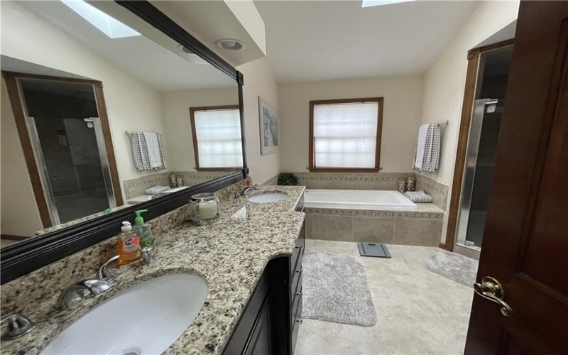 533 Austin St, Greensburg, 15601, 4 Bedroom Bedrooms, 13 Room Rooms,3.1 BathroomBathrooms,Residential,For Sale,Austin St,1744858