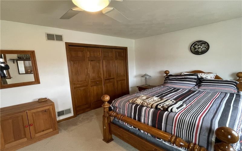533 Austin St, Greensburg, 15601, 4 Bedroom Bedrooms, 13 Room Rooms,3.1 BathroomBathrooms,Residential,For Sale,Austin St,1744858