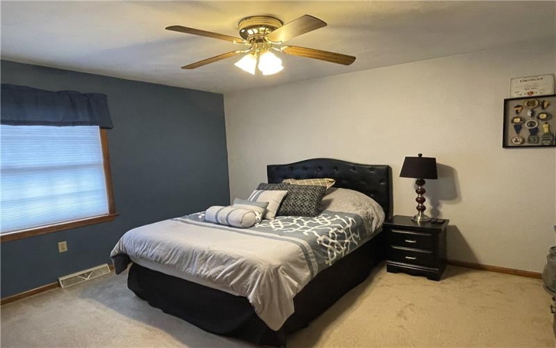 533 Austin St, Greensburg, 15601, 4 Bedroom Bedrooms, 13 Room Rooms,3.1 BathroomBathrooms,Residential,For Sale,Austin St,1744858