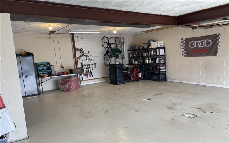 533 Austin St, Greensburg, 15601, 4 Bedroom Bedrooms, 13 Room Rooms,3.1 BathroomBathrooms,Residential,For Sale,Austin St,1744858
