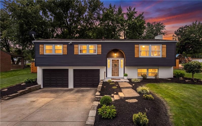 36 Concord Dr, Irwin, 15642, 3 Bedroom Bedrooms, 8 Room Rooms,2 BathroomBathrooms,Residential,For Sale,Concord Dr,1770010