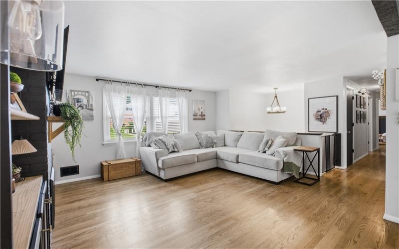 36 Concord Dr, Irwin, 15642, 3 Bedroom Bedrooms, 8 Room Rooms,2 BathroomBathrooms,Residential,For Sale,Concord Dr,1770010