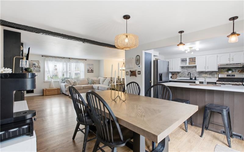 36 Concord Dr, Irwin, 15642, 3 Bedroom Bedrooms, 8 Room Rooms,2 BathroomBathrooms,Residential,For Sale,Concord Dr,1770010