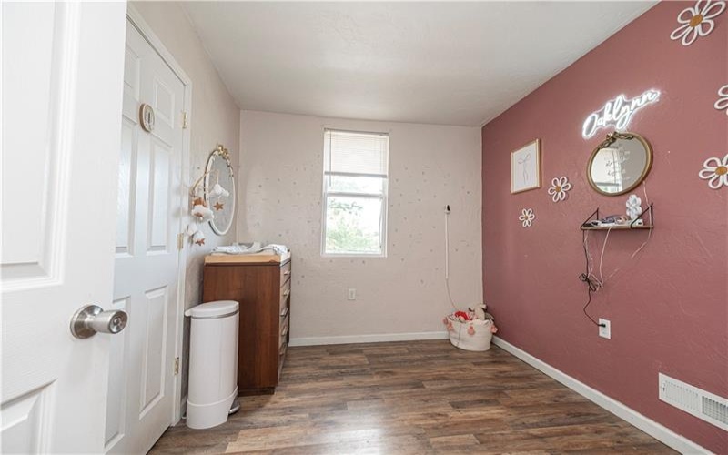 1718 4th St, Monongahela, 15063, 3 Bedroom Bedrooms, 10 Room Rooms,1.1 BathroomBathrooms,Residential,For Sale,4th St,1773594