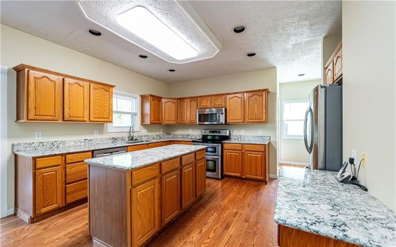 810 Stonebridge Drive, Greensburg, 15601, 4 Bedroom Bedrooms, 13 Room Rooms,4.1 BathroomBathrooms,Residential,For Sale,Stonebridge Drive,1774397