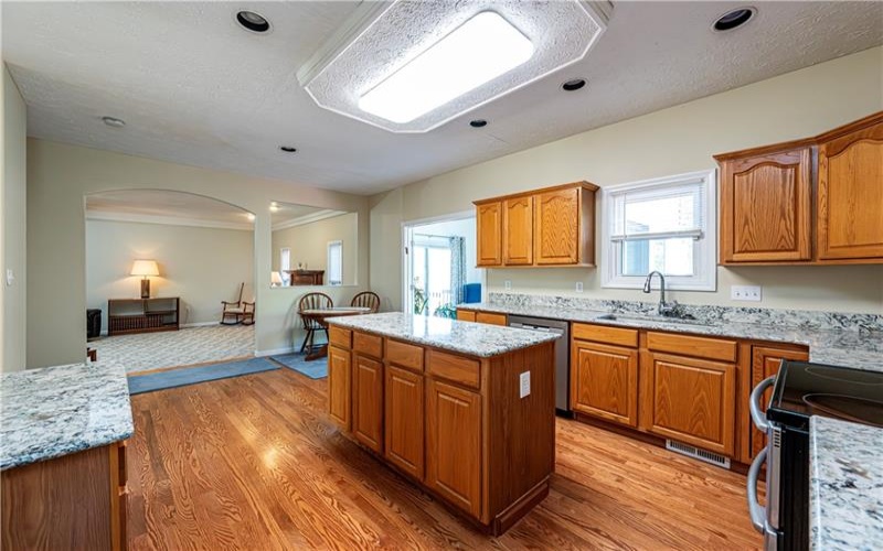 810 Stonebridge Drive, Greensburg, 15601, 4 Bedroom Bedrooms, 13 Room Rooms,4.1 BathroomBathrooms,Residential,For Sale,Stonebridge Drive,1774397
