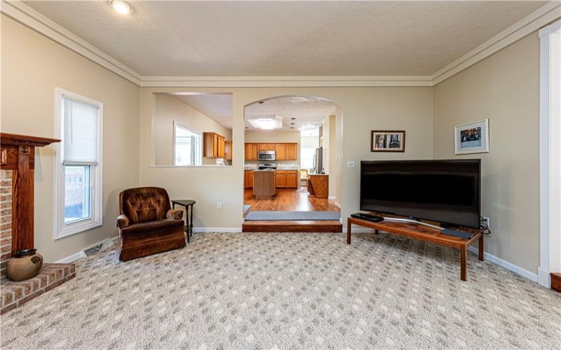 810 Stonebridge Drive, Greensburg, 15601, 4 Bedroom Bedrooms, 13 Room Rooms,4.1 BathroomBathrooms,Residential,For Sale,Stonebridge Drive,1774397