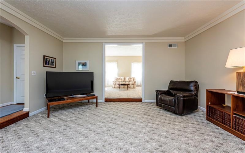 810 Stonebridge Drive, Greensburg, 15601, 4 Bedroom Bedrooms, 13 Room Rooms,4.1 BathroomBathrooms,Residential,For Sale,Stonebridge Drive,1774397