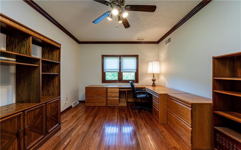 810 Stonebridge Drive, Greensburg, 15601, 4 Bedroom Bedrooms, 13 Room Rooms,4.1 BathroomBathrooms,Residential,For Sale,Stonebridge Drive,1774397