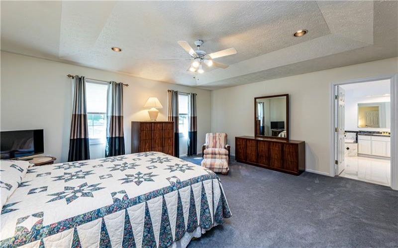 810 Stonebridge Drive, Greensburg, 15601, 4 Bedroom Bedrooms, 13 Room Rooms,4.1 BathroomBathrooms,Residential,For Sale,Stonebridge Drive,1774397