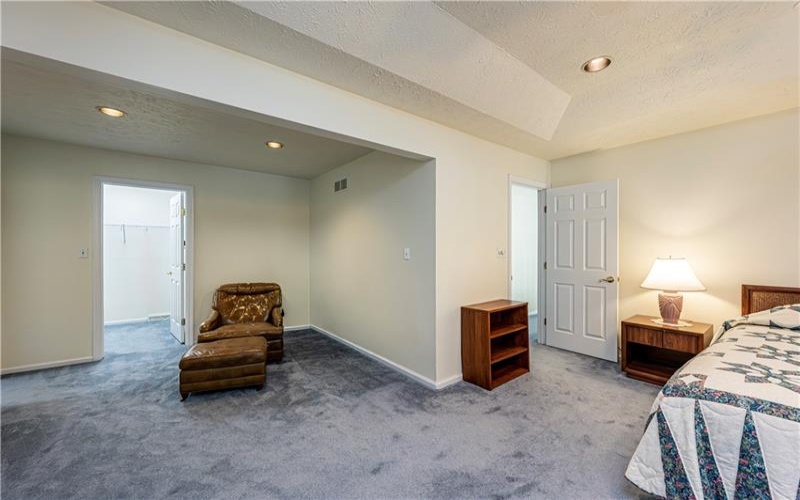 810 Stonebridge Drive, Greensburg, 15601, 4 Bedroom Bedrooms, 13 Room Rooms,4.1 BathroomBathrooms,Residential,For Sale,Stonebridge Drive,1774397