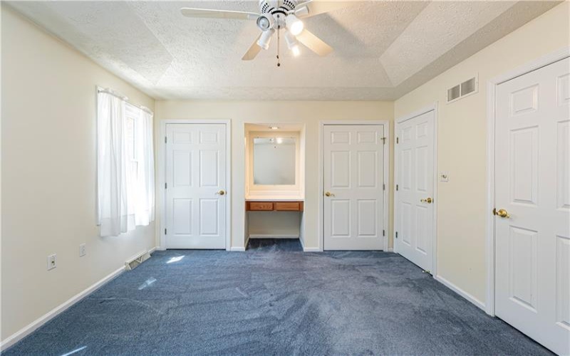 810 Stonebridge Drive, Greensburg, 15601, 4 Bedroom Bedrooms, 13 Room Rooms,4.1 BathroomBathrooms,Residential,For Sale,Stonebridge Drive,1774397