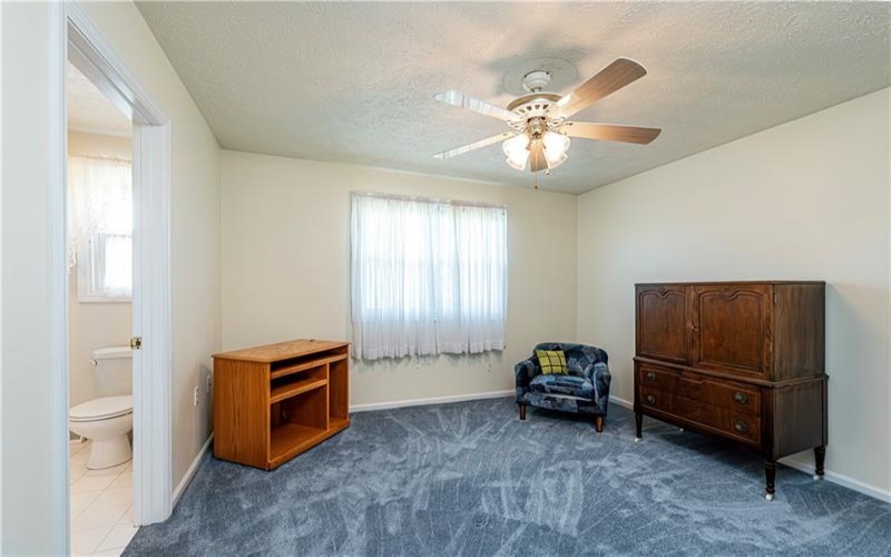 810 Stonebridge Drive, Greensburg, 15601, 4 Bedroom Bedrooms, 13 Room Rooms,4.1 BathroomBathrooms,Residential,For Sale,Stonebridge Drive,1774397