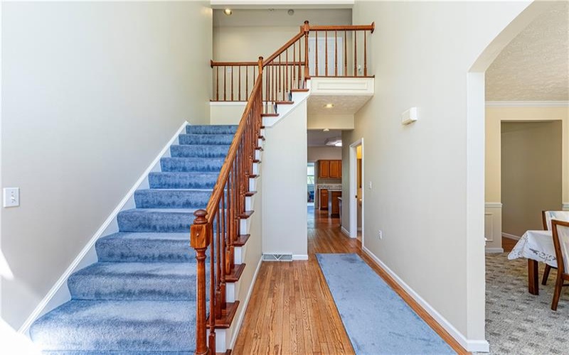 810 Stonebridge Drive, Greensburg, 15601, 4 Bedroom Bedrooms, 13 Room Rooms,4.1 BathroomBathrooms,Residential,For Sale,Stonebridge Drive,1774397