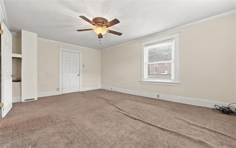 254 Ridge Avenue, New Kensington, 15068, 4 Bedroom Bedrooms, 10 Room Rooms,2.1 BathroomBathrooms,Residential,For Sale,Ridge Avenue,1774405