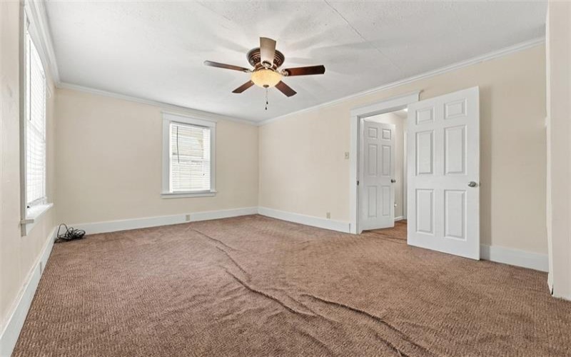 254 Ridge Avenue, New Kensington, 15068, 4 Bedroom Bedrooms, 10 Room Rooms,2.1 BathroomBathrooms,Residential,For Sale,Ridge Avenue,1774405
