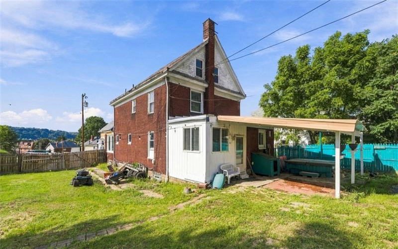 254 Ridge Avenue, New Kensington, 15068, 4 Bedroom Bedrooms, 10 Room Rooms,2.1 BathroomBathrooms,Residential,For Sale,Ridge Avenue,1774405