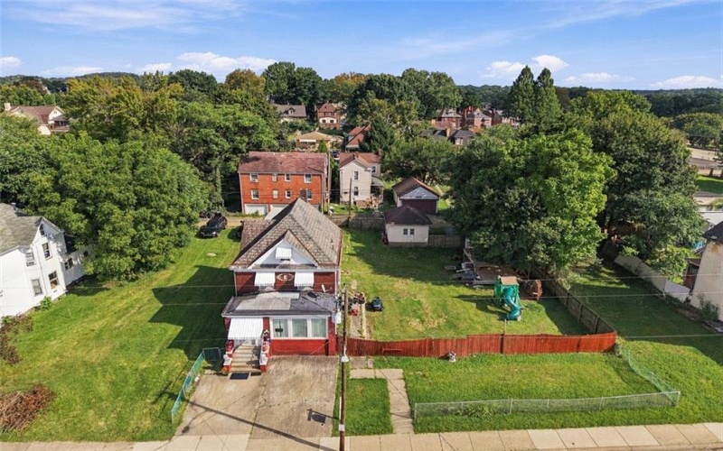 254 Ridge Avenue, New Kensington, 15068, 4 Bedroom Bedrooms, 10 Room Rooms,2.1 BathroomBathrooms,Residential,For Sale,Ridge Avenue,1774405