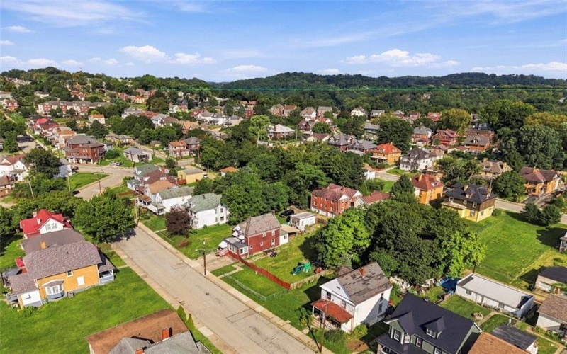 254 Ridge Avenue, New Kensington, 15068, 4 Bedroom Bedrooms, 10 Room Rooms,2.1 BathroomBathrooms,Residential,For Sale,Ridge Avenue,1774405