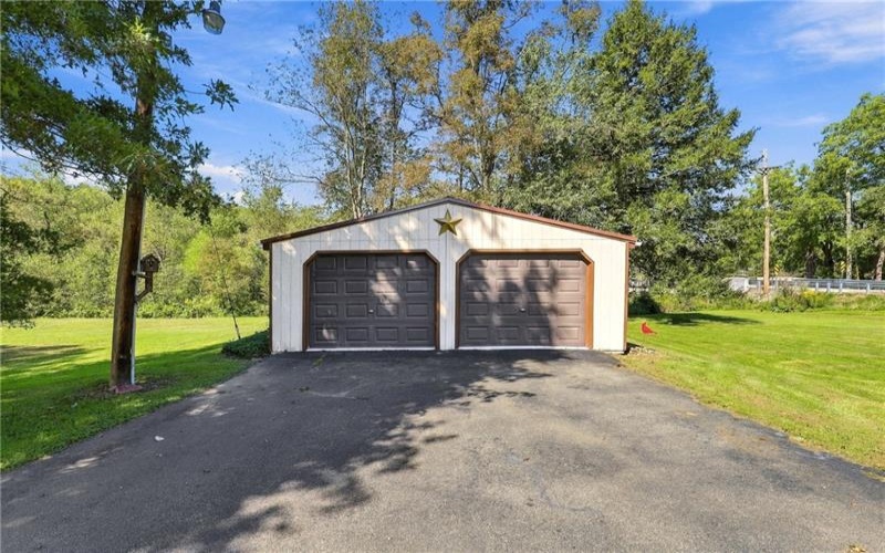 871 Brownstown Hill Road, Stoystown, 15563, 4 Bedroom Bedrooms, ,2 BathroomBathrooms,Residential,For Sale,Brownstown Hill Road,1774466