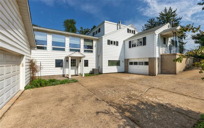 5374 Sardis Road, Murrysville, 15668, 5 Bedroom Bedrooms, 14 Room Rooms,4 BathroomBathrooms,Residential,For Sale,Sardis Road,1774499
