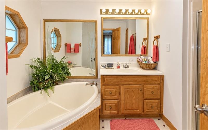 200 Falcon Lane, Apollo, 15613, 3 Bedroom Bedrooms, 6 Room Rooms,2 BathroomBathrooms,Residential,For Sale,Falcon Lane,1774507