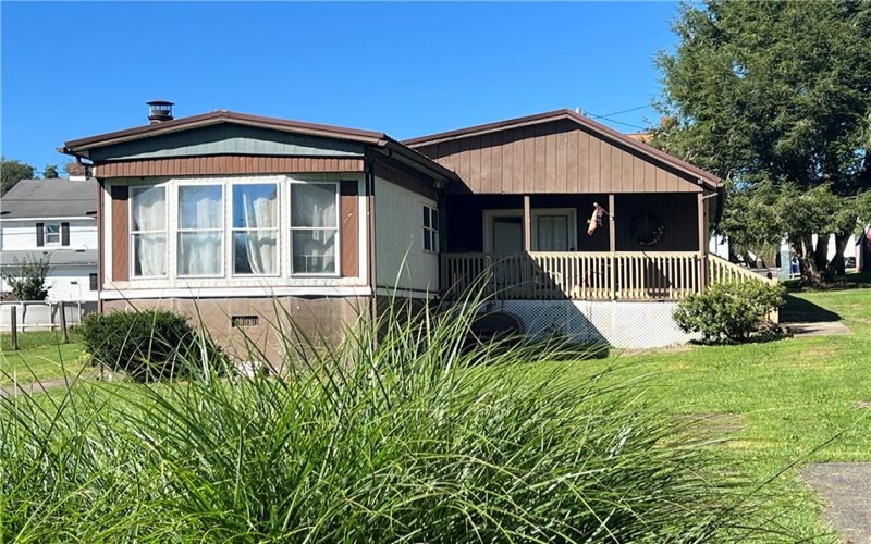 783 Walnut Hill Rd, Uniontown, 15401, 3 Bedroom Bedrooms, ,1 BathroomBathrooms,Residential,For Sale,Walnut Hill Rd,1774513