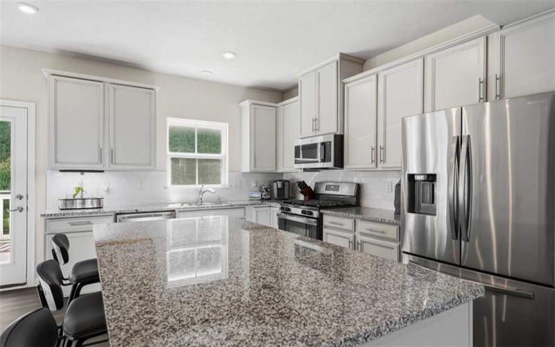 458 Greenwood Dr, Canonsburg, 15317, 3 Bedroom Bedrooms, 7 Room Rooms,2.1 BathroomBathrooms,Residential,For Sale,Greenwood Dr,1774370