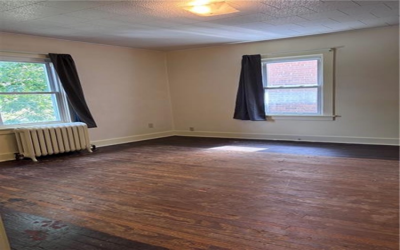 516 Gilmore Ave, Trafford, 15085, 3 Bedroom Bedrooms, ,1.1 BathroomBathrooms,Residential,For Sale,Gilmore Ave,1774537