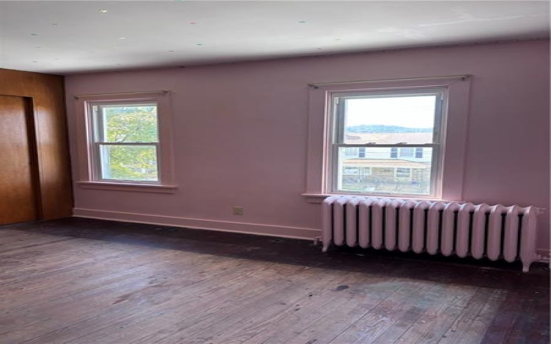 516 Gilmore Ave, Trafford, 15085, 3 Bedroom Bedrooms, ,1.1 BathroomBathrooms,Residential,For Sale,Gilmore Ave,1774537