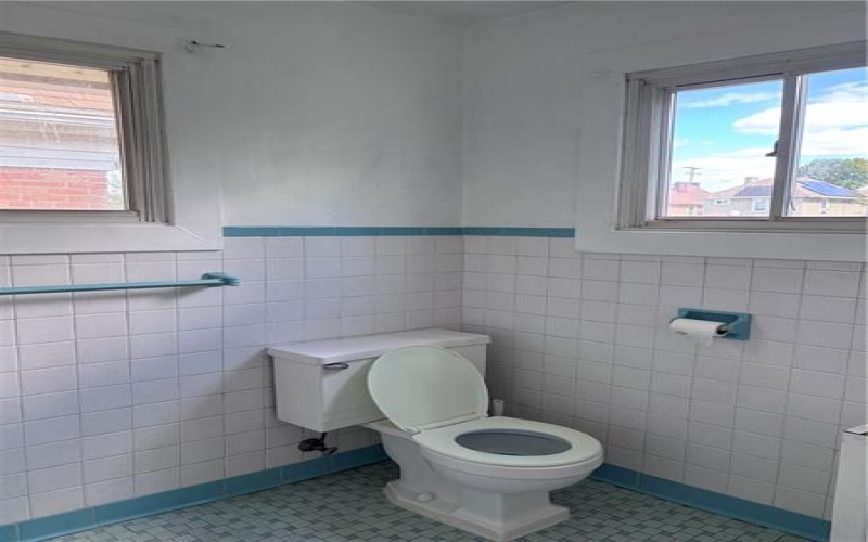 516 Gilmore Ave, Trafford, 15085, 3 Bedroom Bedrooms, ,1.1 BathroomBathrooms,Residential,For Sale,Gilmore Ave,1774537