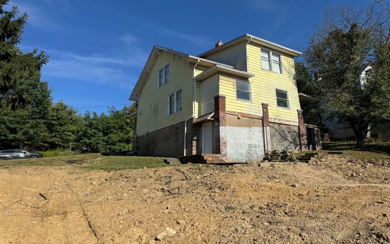 1321 Patton AVENUE, Monessen, 15062, 3 Bedroom Bedrooms, 9 Room Rooms,1.1 BathroomBathrooms,Residential,For Sale,Patton,1772601