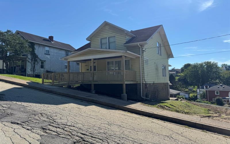 1321 Patton AVENUE, Monessen, 15062, 3 Bedroom Bedrooms, 9 Room Rooms,1.1 BathroomBathrooms,Residential,For Sale,Patton,1772601