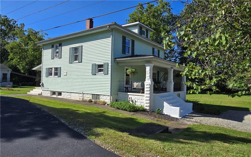 1206 Schultz Road Ext, Latrobe, 15650, 4 Bedroom Bedrooms, 9 Room Rooms,2 BathroomBathrooms,Residential,For Sale,Schultz Road Ext,1774423