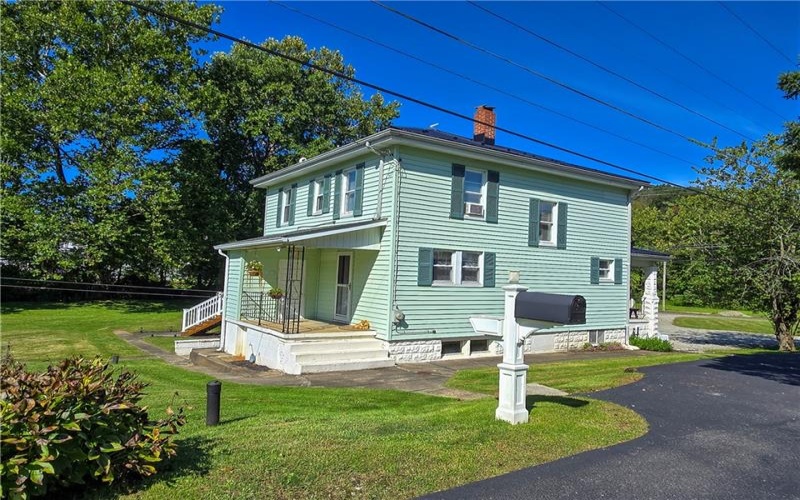 1206 Schultz Road Ext, Latrobe, 15650, 4 Bedroom Bedrooms, 9 Room Rooms,2 BathroomBathrooms,Residential,For Sale,Schultz Road Ext,1774423