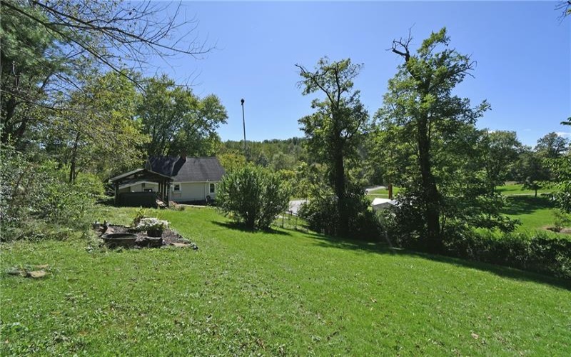 2 Vanceville Rd, Eighty Four, 15330, 3 Bedroom Bedrooms, 6 Room Rooms,2 BathroomBathrooms,Residential,For Sale,Vanceville Rd,1774480