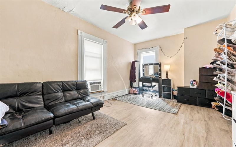 320 1st STREET, Jeannette, 15644, 2 Bedroom Bedrooms, ,1 BathroomBathrooms,Residential,For Sale,1st,1774527