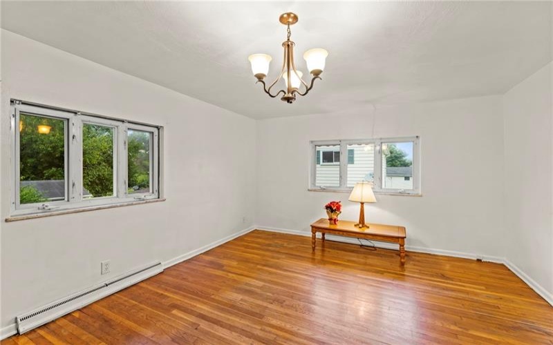432 1/2 Prospect Ave, Washington, 15301, 2 Bedroom Bedrooms, 5 Room Rooms,1 BathroomBathrooms,Residential,For Sale,Prospect Ave,1774535