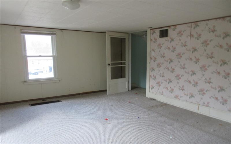 211 Main St, Bentleyville, 15314, 3 Bedroom Bedrooms, ,1 BathroomBathrooms,Residential,For Sale,Main St,1774562