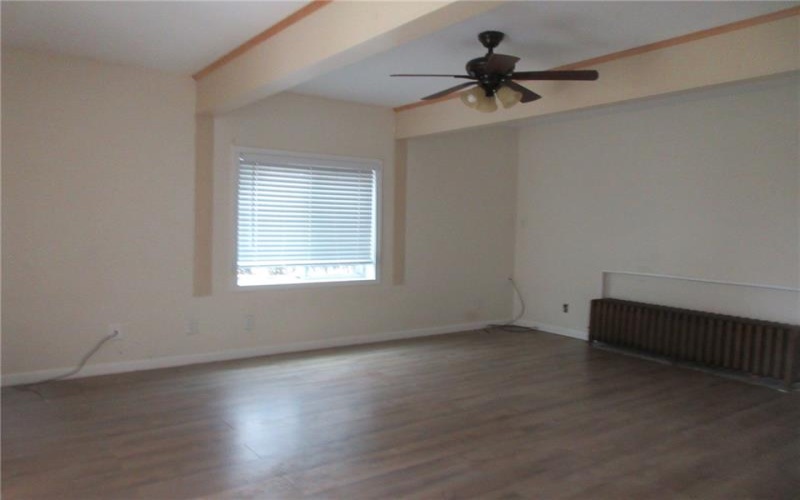 211 Main St, Bentleyville, 15314, 3 Bedroom Bedrooms, ,1 BathroomBathrooms,Residential,For Sale,Main St,1774562