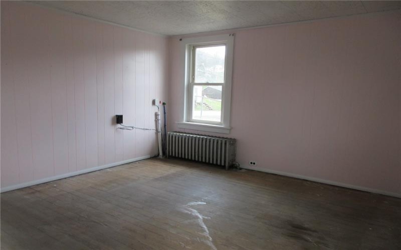 211 Main St, Bentleyville, 15314, 3 Bedroom Bedrooms, ,1 BathroomBathrooms,Residential,For Sale,Main St,1774562